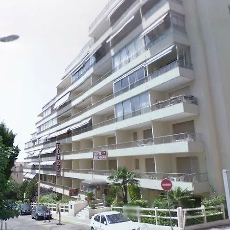 فندق Beausejour 3*